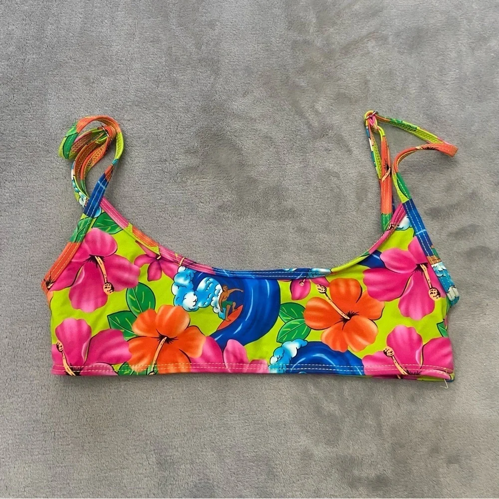 New! Frankie’s bikinis Dallas bralette top in neon surfer 24124